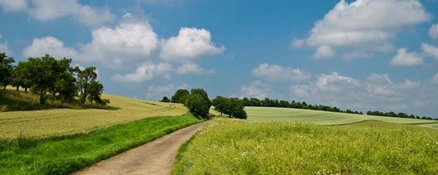 Finden Sie uns und nehmen Sie Kontakt auf